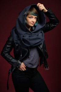 Kaptur przeciwdeszczowy damski granat polskiej produkcji