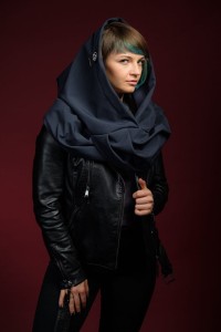 Kaptur z szalem szyty w polsce od Hultaja Polskiego