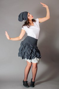 Spódnica z dzianiny bawełnianej w subtelnym grafitowym odcieniu, ręcznie wykonana