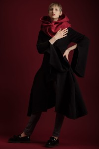 Płaszcz damski Wichrun czarny