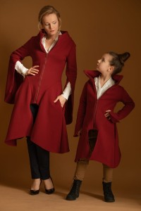 Płaszcz dziewczęcy Wichrun bordo