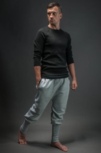 Spodnie Wąskie Szare z Czarnym Męskie, jasnoszare z dresówki streetwearowe Hultaj Polski w stylizacji