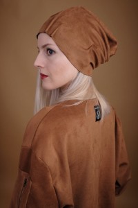 Czapka Beanie Damska Zamszowa