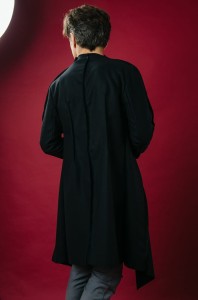  Czarny płaszcz sukienny męski