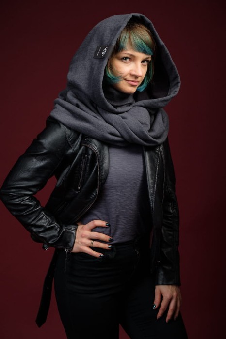 Kaptur z Golfem dla Kobiety szyty w Polsce