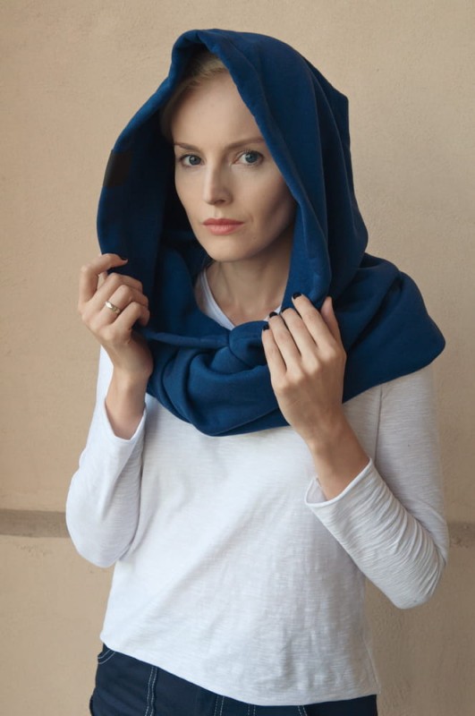 Kaptur granatowy damski