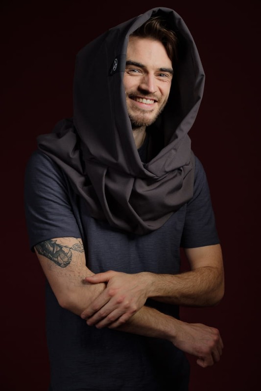 Przeciwdeszczowy komin z kapturem dla mężczyzn