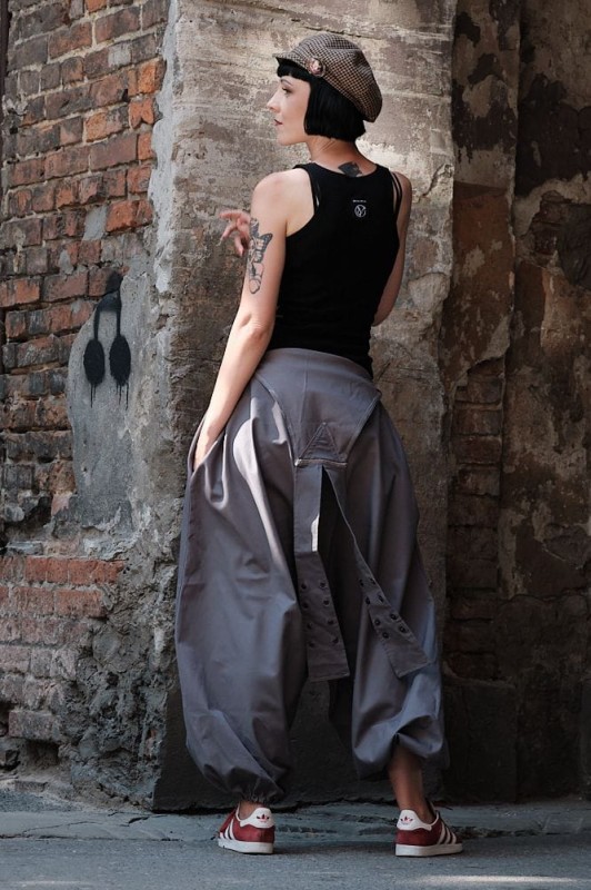 Czarna Koszulka Damska typu Bokserka