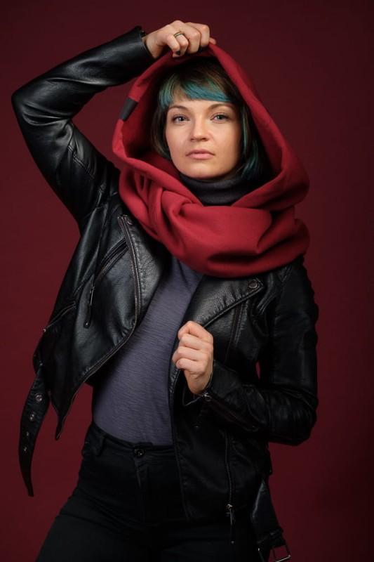 Szalokaptur Bordo z Wszytym Golfem dla kobiet