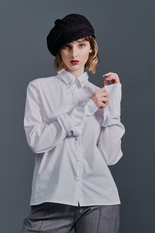 Koszula ze szpilką biała damska