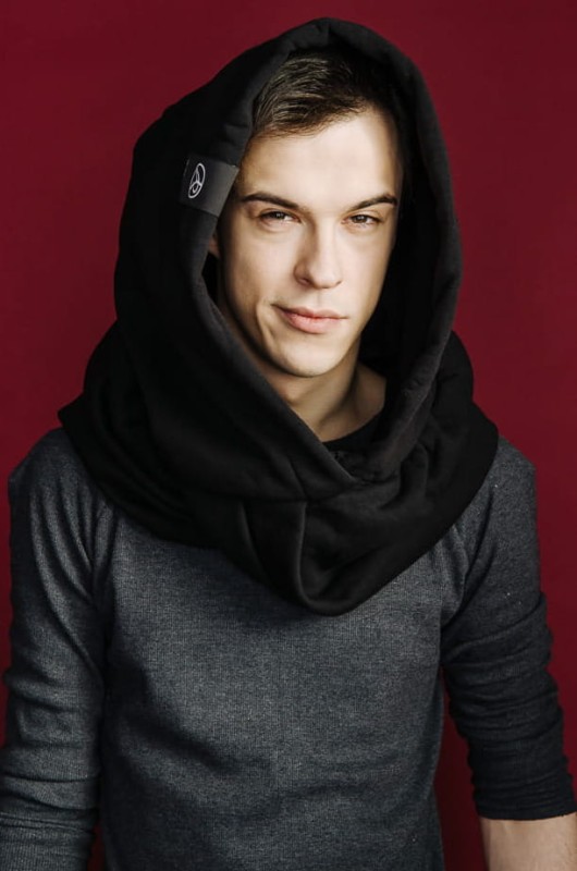 Komin z Kapturem Męski w kolorze czarnym