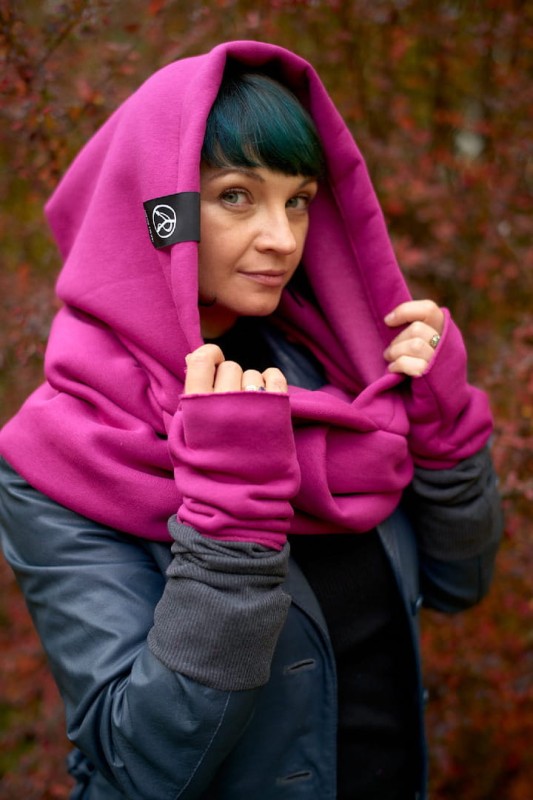 Szal różowy Damski z szerokim kapturem