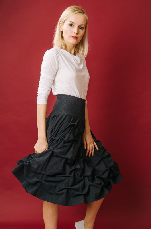 Szara Spódnica z fałbankami od polskiego projektanta