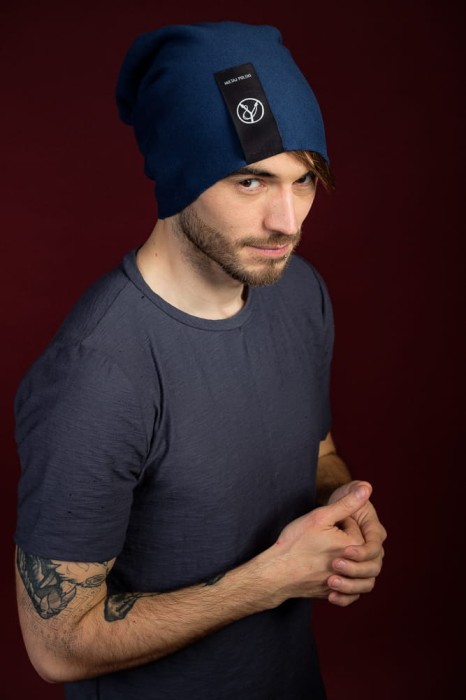 Czapka męska typu beanie w kolorze niebieskim