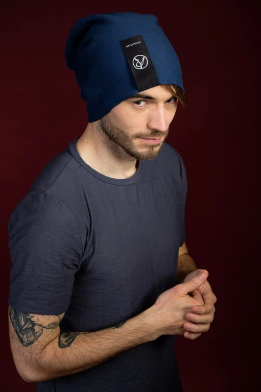 Czapka męska typu beanie w kolorze niebieskim
