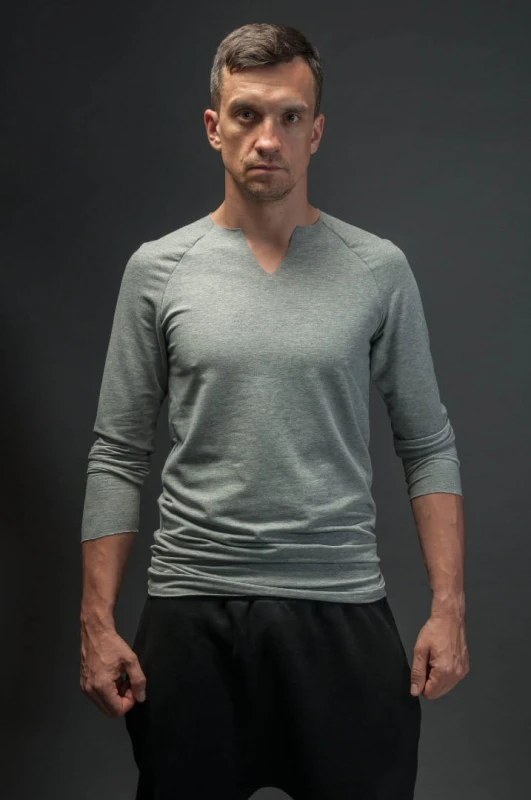 Longsleeve minimalistyczny jasnoszary męski na co dzień