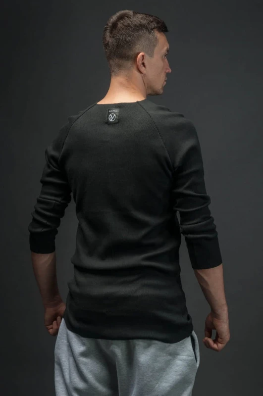Czarny longsleeve męski oversize w casualowym stylu