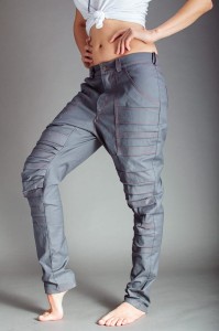 Handmade szare spodnie rockowe damskie