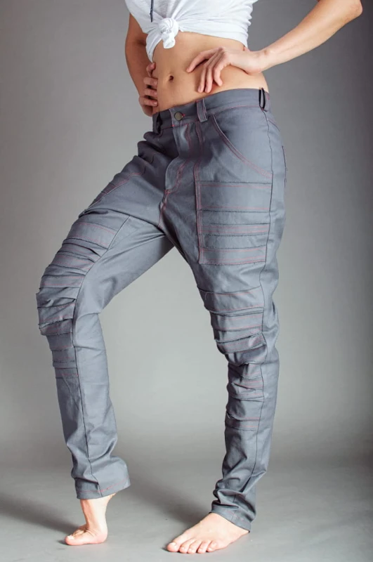 Handmade szare spodnie rockowe damskie