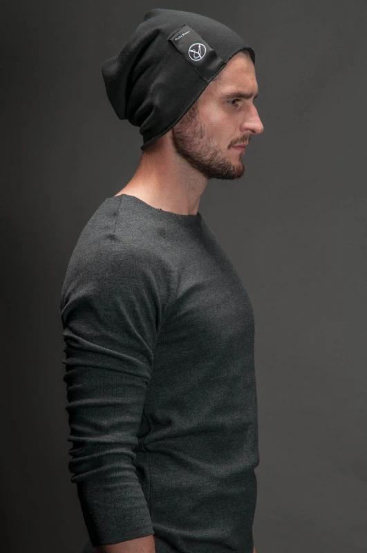 Czapka beanie dla mężczyzn z czarnej dzianiny