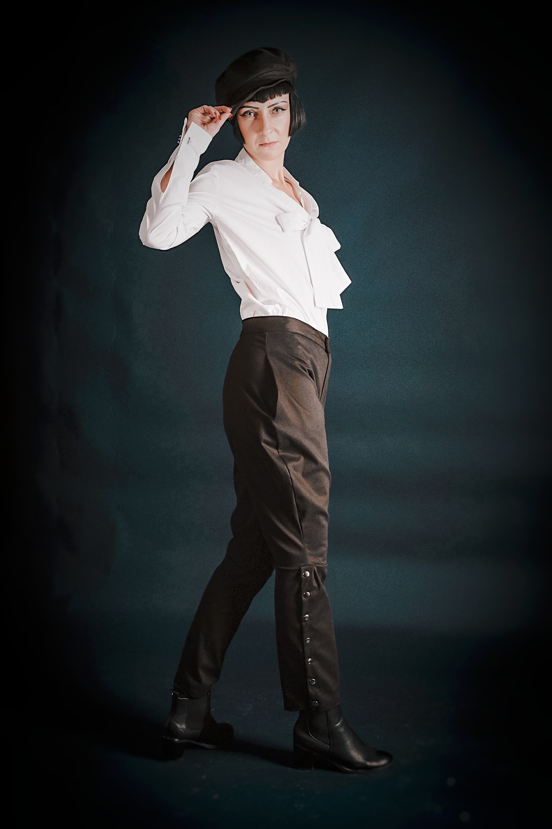 Spodnie w typie bryczesów damskie